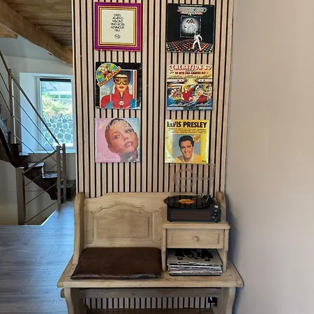 A L'ombre Du Clocher Ferienhaus *